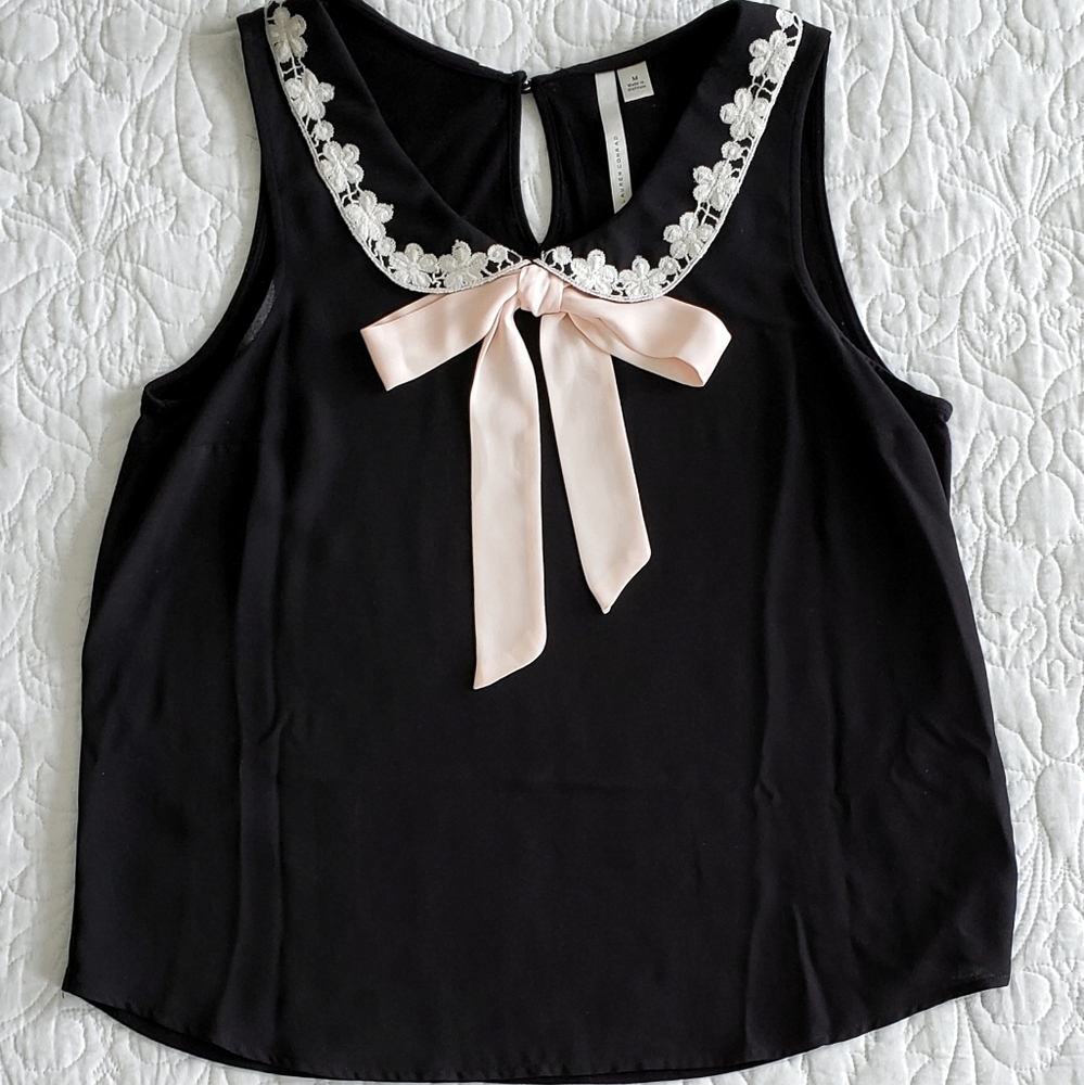 Lauren Conrad Black Sleeveless Bow Blouse- M